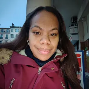 Femme de ménage responsable à Mèze