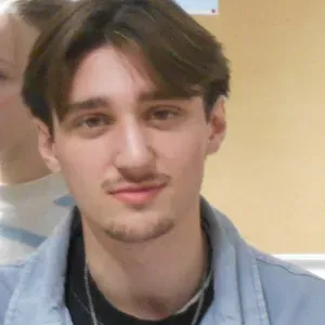 Baby-sitter étudiant de Vichy 