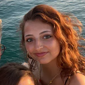 Baby-sitter débutante , sérieuse et motivée sur Montélimar 