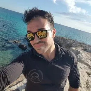 Cerco per pulizie 