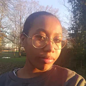 Aide à domicile débutante mais déterminée 