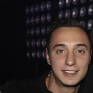 Baby-sitter, aide aux devoir, assistant …