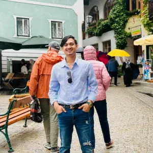 Experienced Babysitter and pet care housework 