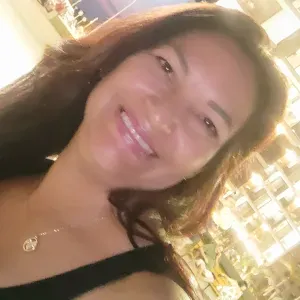 Cuidadora Valencia con experiencia  