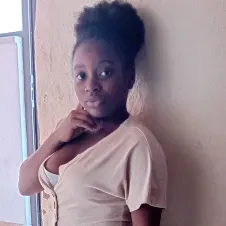 Babysitter profissional em São Tomé 