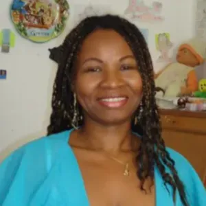 Gentile e paziente badante a Milano (+24 anni di esperienza)