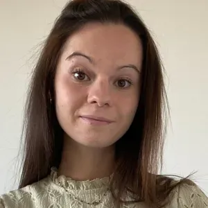 Étudiante disponible pour du Baby-sitting / aide aux devoirs