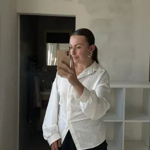 Baby-sitter étudiante, douce et à l'écoute
