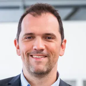 Recherche accompagnateur d'enfants vers leurs transports