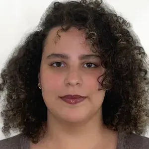 Baby-sitter motivée et responsable à Poitiers!