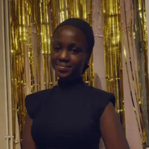 •	Babysitter disponible week-end et vacances