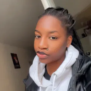 Femme de ménage à Paris je suis disponible 