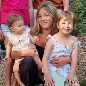 Future au pair - baby-sitter responsable à Frejus