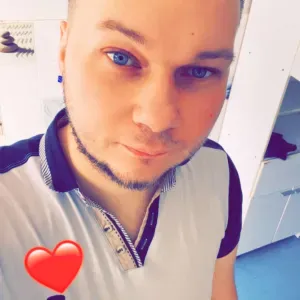 Garde d'enfants à domicile + aide 