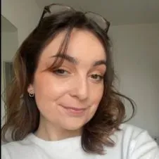 Étudiante en Master MEEF proposant de l'aide aux devoirs