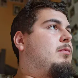 Baby-sitter sur Orléans disponible des les vacances