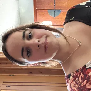 Baby-sitter disponible que les week-ends