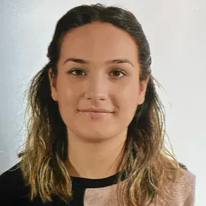 Babysitter premurosa e gentile
