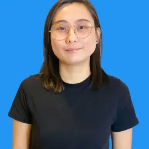 Nurse, experienced babysitter in Paris