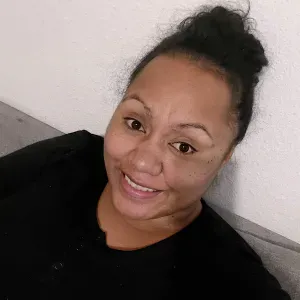 Cherche une baby-sitter 