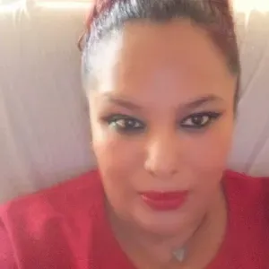 Cuidadora externa , horas o festivos valencai