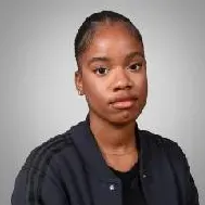 Baby-sitter expérimenté à Cergy 