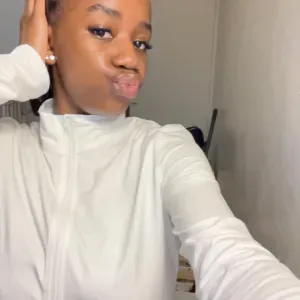 Baby sitter expérimentée à deuil la barre et ses alentours 