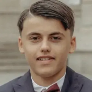 Jeune Baby-sitter expérimenté à Paris