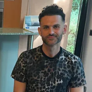 Friendly caregiver looking for work