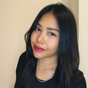 Detail- oriented Housekeeper and a Baby Sitter 