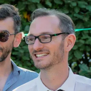 Offre d'emploi pour une baby-sitter à Paris