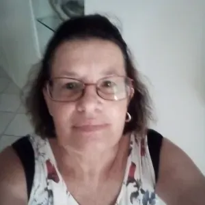 Sono di sponibile nelle pulizie e assistenza anziani