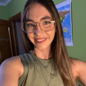 Canguro en Vélez- Málaga o cerca con experiencia 