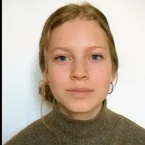 Baby-sitter expérimentée à Paris