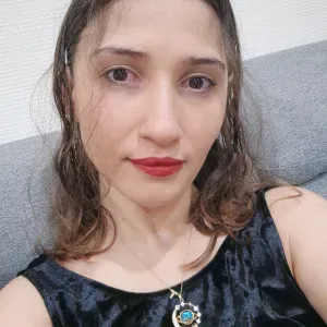 Tonnay charente femme au foyer travailleuse