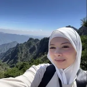 Baby-Sitter, étudiante en langues, diplômée BAFA