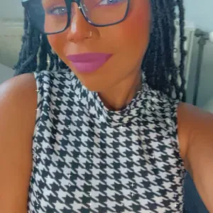 Kelly femme de ménage sûr Paris 