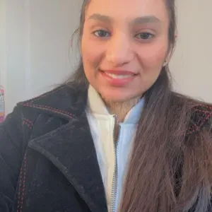 Experienced Babysitter in Paris