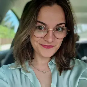 Baby-sitter expérimentée à St-Jean-d'Angély et alentours 