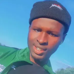 Cher Monsieur je serai ravie de travailler avec vous 