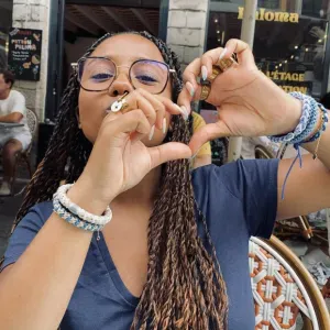 Baby-sitter passionnée par les enfants sur lille !