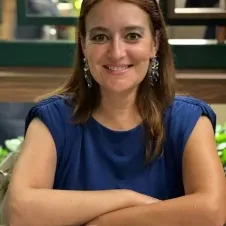 Cuidadora com experiência