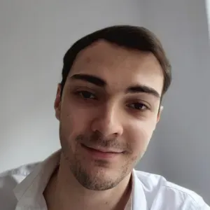 Etudiant donnant des cours particuliers