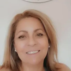 Femme de menage responsable serieuse