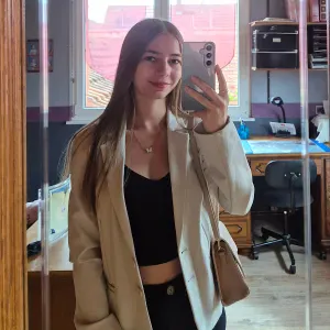 Baby-sitter passionnée à Strasbourg