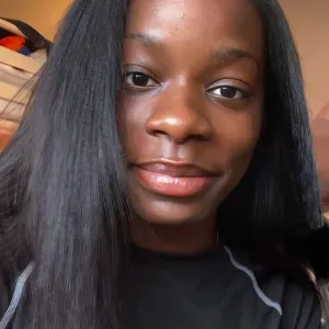 Baby sitter expérimentée à Paris ! :)