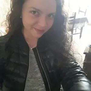 Ragazza seria, volenterosa e affidabile