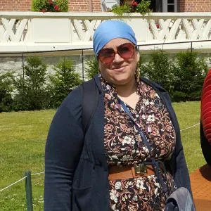 Aide à domicile responsable attentive et très patiente.