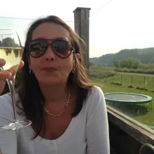 Dame de compagnie très douce et avec patience