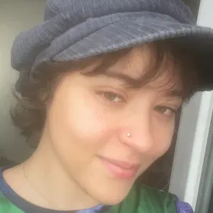 Babysitter expérimentée a Tours